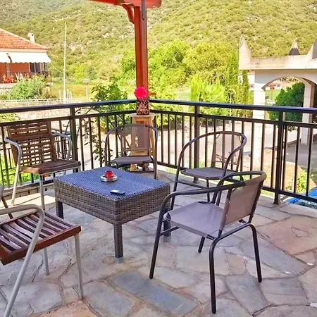 Stavrini's House بيت للعطل Elevtheraí