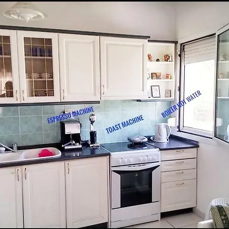 Stavrini's House بيت للعطل Elevtheraí