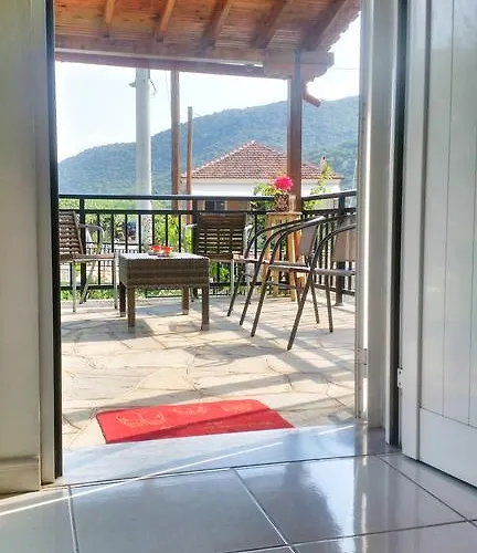 Stavrini's House * Elevtheraí